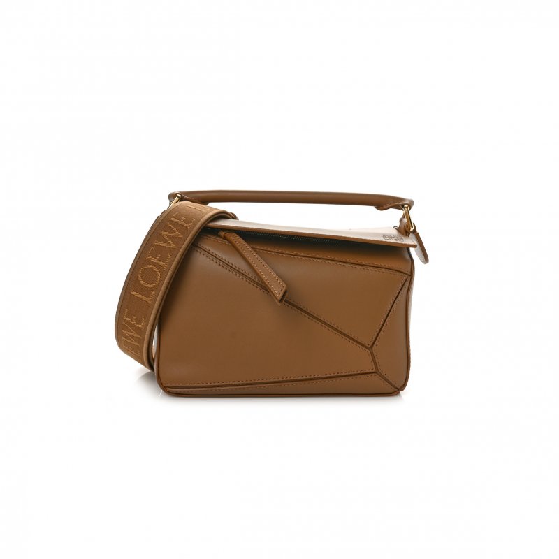 (image for) LOEWE SATIN CALFSKIN MONOCHROME SMALL PUZZLE EDGE BAG PALE OAK (24*16.5*10.5cm)